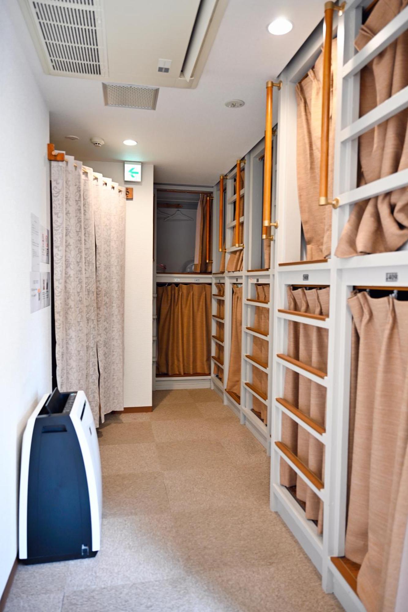 Guest House Siesta Токио Екстериор снимка