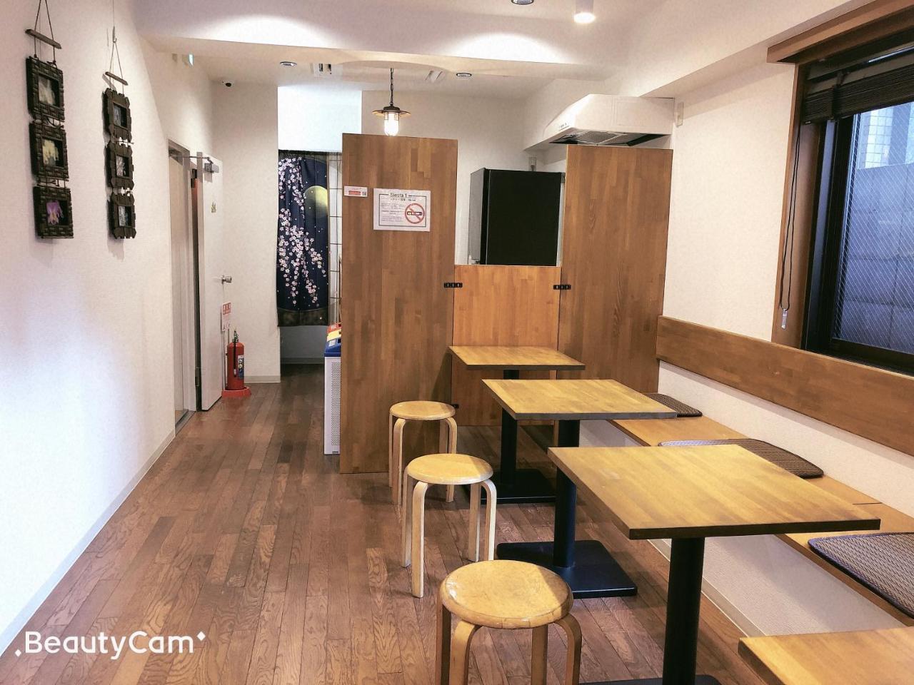Guest House Siesta Токио Екстериор снимка